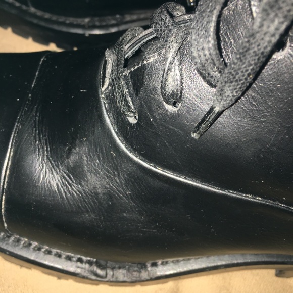 BURBERRY COMBAT BOOTIES. - Picture 5 of 7